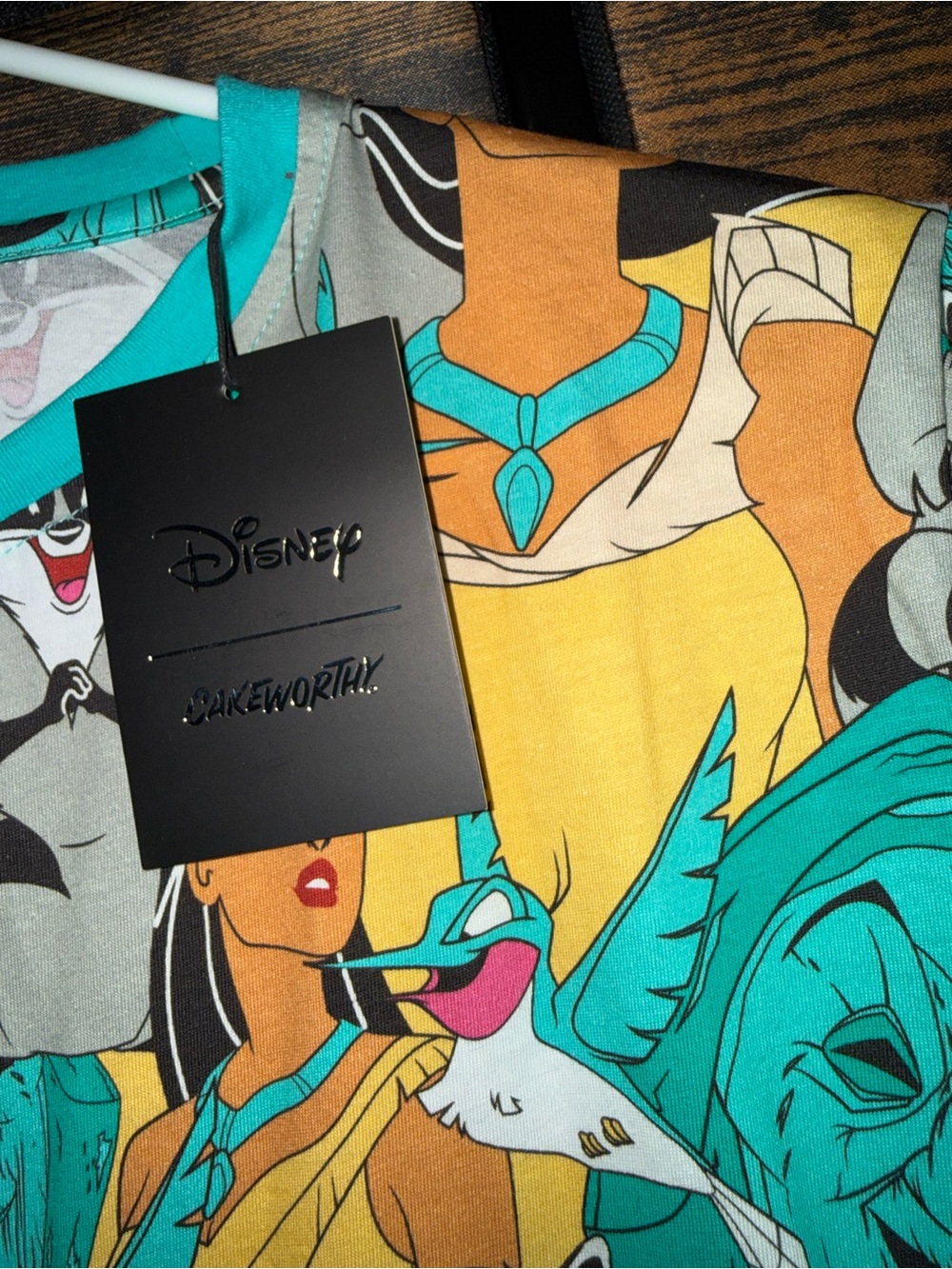 Disney Pocahontas Cakeworthy T-Shirt Size Large NEW with Tags - Picture 5 of 5